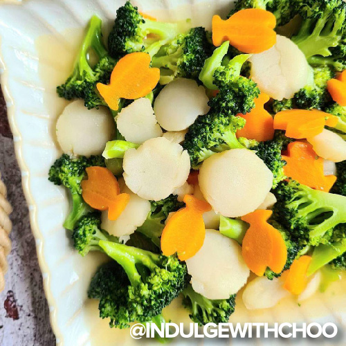 Broccoli with Scallops & Carrot