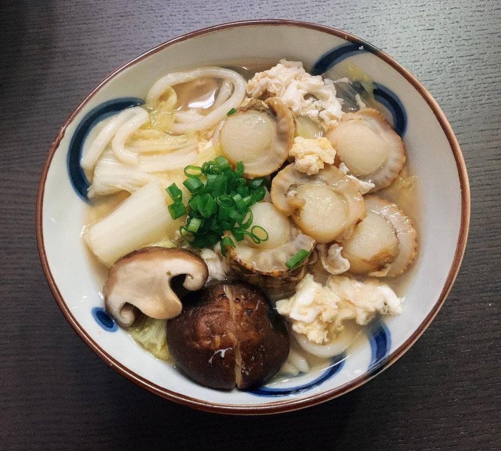 Hotate Tamago Udon with soup